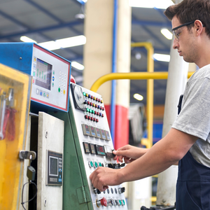 Pracownik Obróbki Metali 